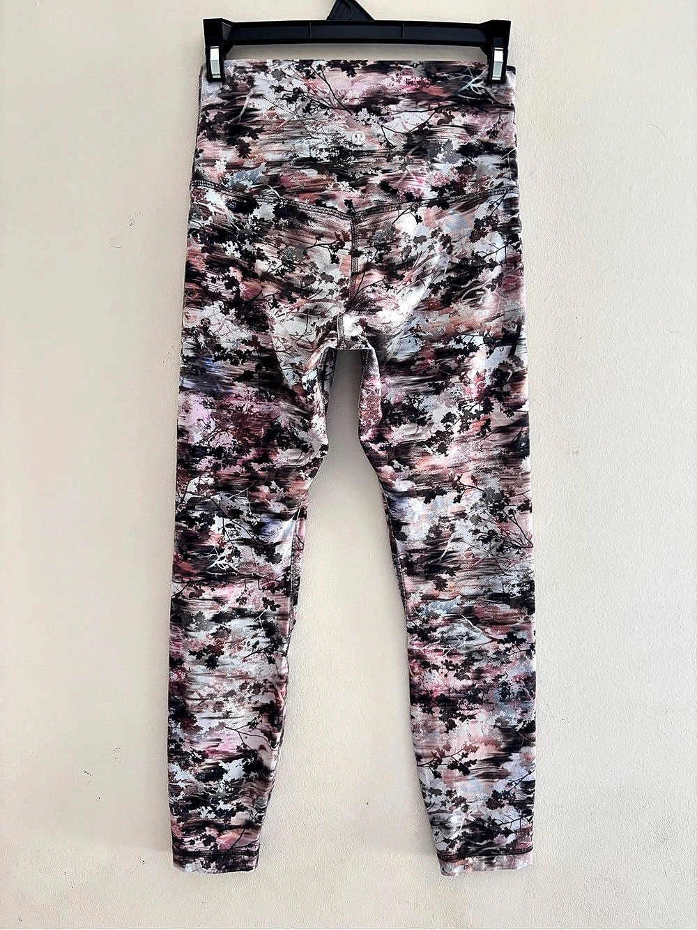 lululemon Align Pant Abstract Athletic Leggings Pink & Black Size 6 Like New